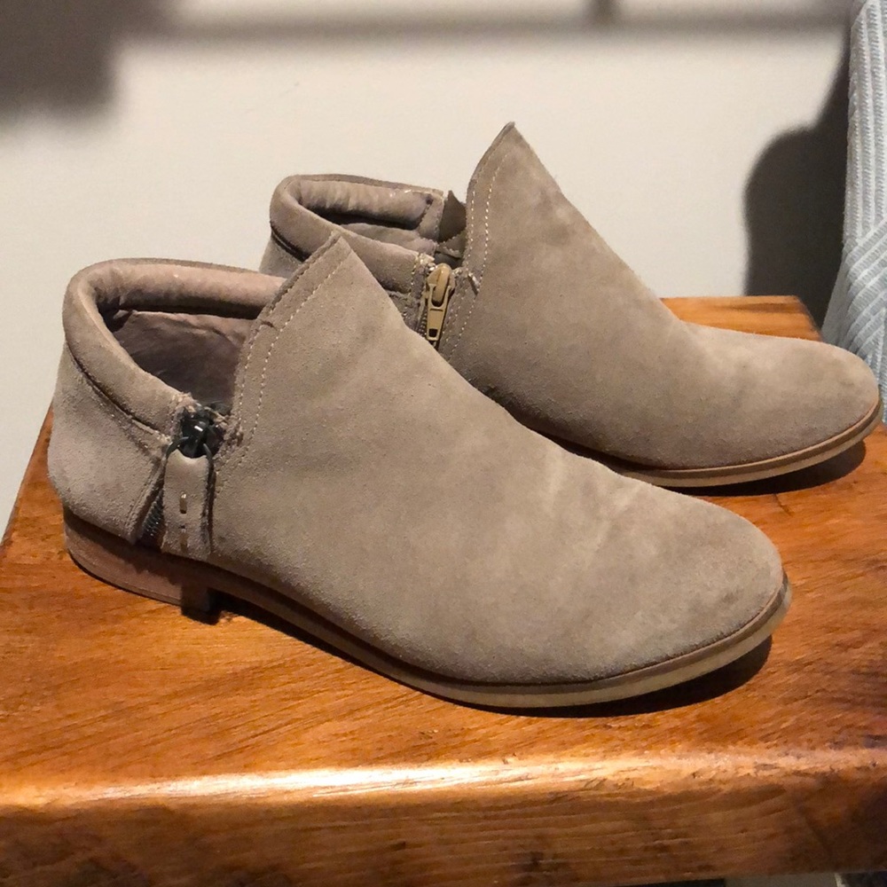 Steve Madden booties